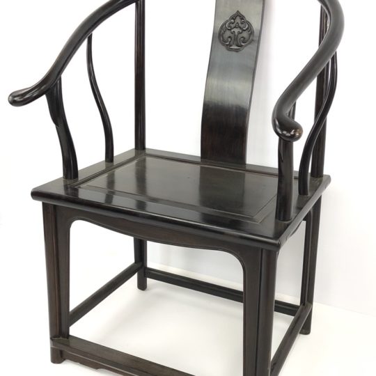 Винтажное кресло в стиле Шинуазри