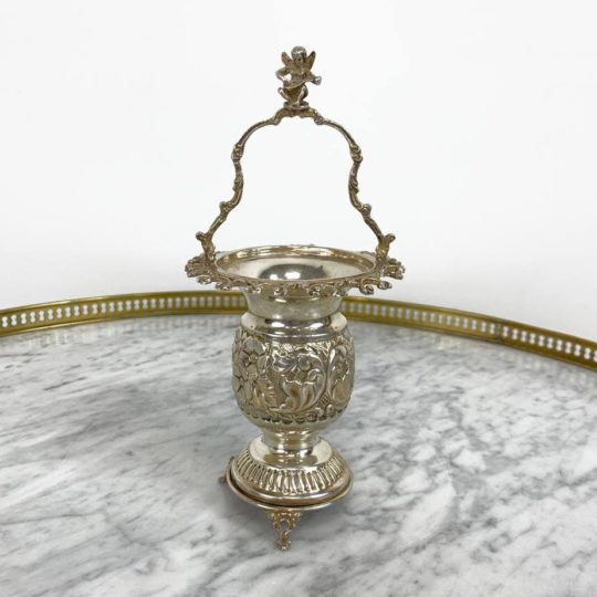 Антикварная вазочка из серебра