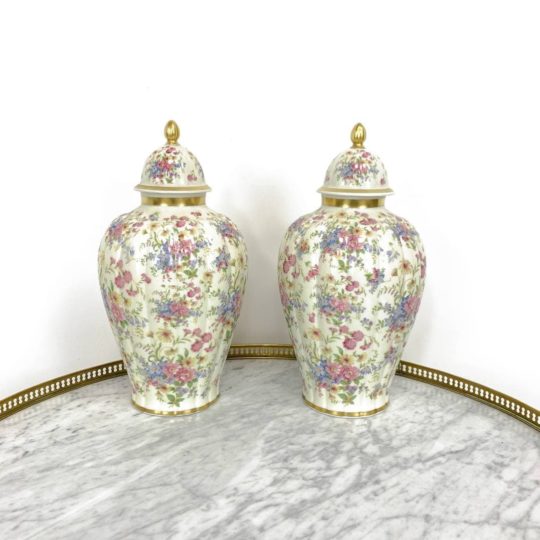 Винтажная пара фарфоровых ваз марки Розенталь