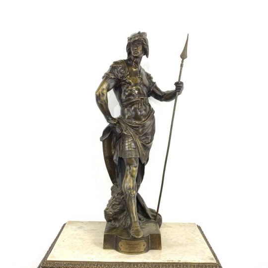 Антикварная бронзовая статуя «Гладиатор»