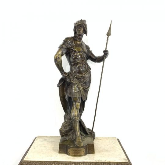 Антикварная бронзовая статуя «Гладиатор»