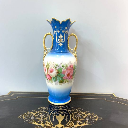 Антикварная ваза мануфактуры Vieux Paris