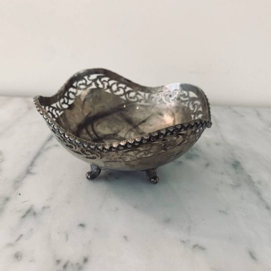 Антикварная серебряная ваза для оливок