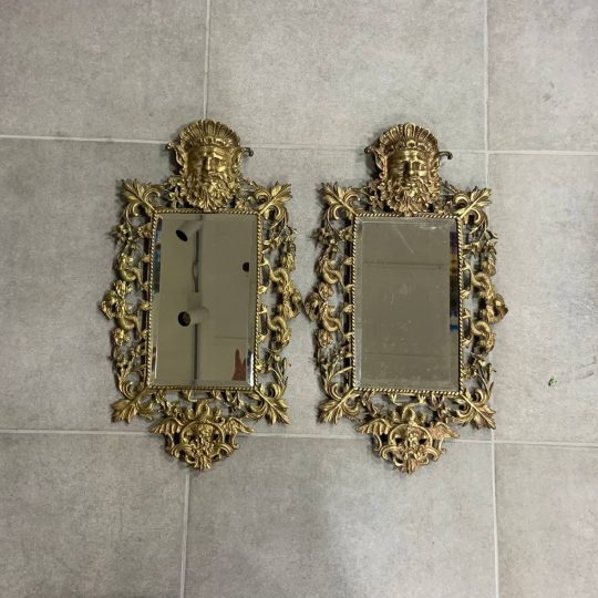 Пара антикварных зеркал